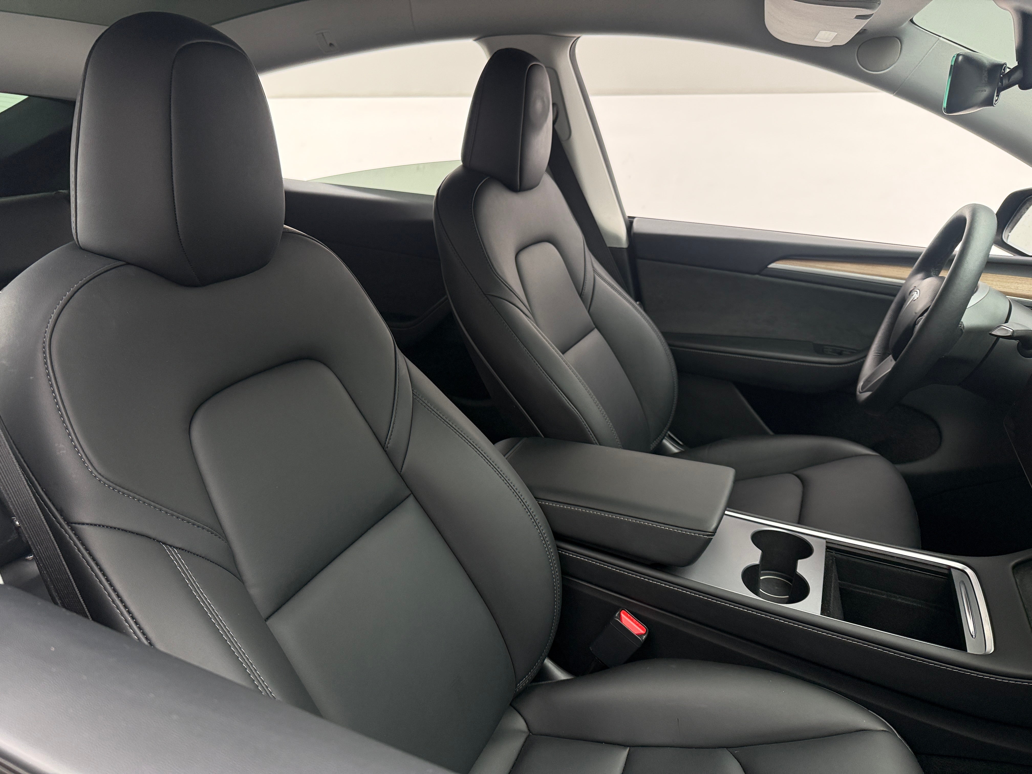 tesla model y 2024 7SAYGDEE0RA325739 image tesla model y 2024 7SAYGDEE0RA325739 image